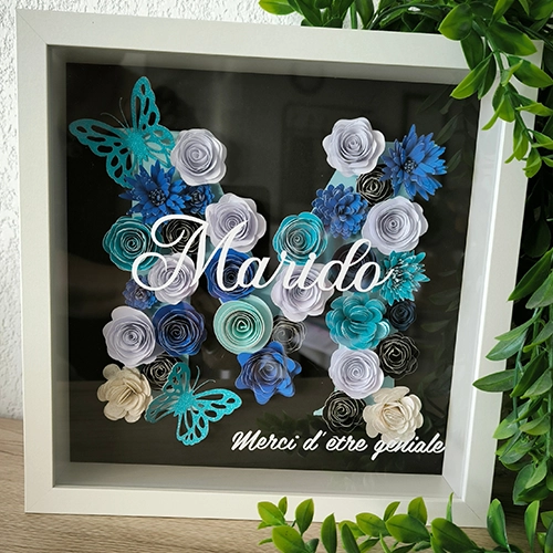 Cadre fleuri personnalisé 25 cm x 25 cm